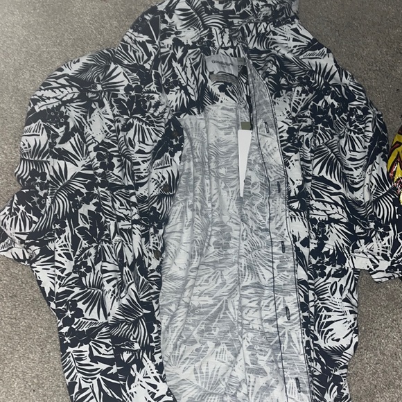 Hawian top brand new - Picture 1 of 1